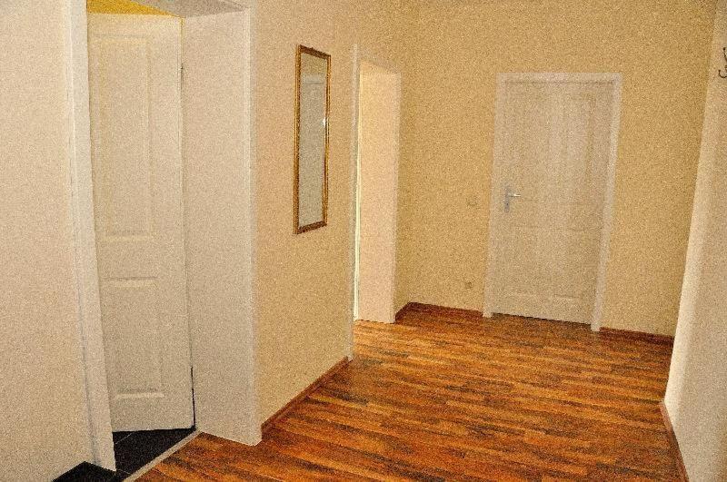 3-raum-fewo-dresden-zentrum-balkon-blick-auf-altstadt-l10 Apartment *